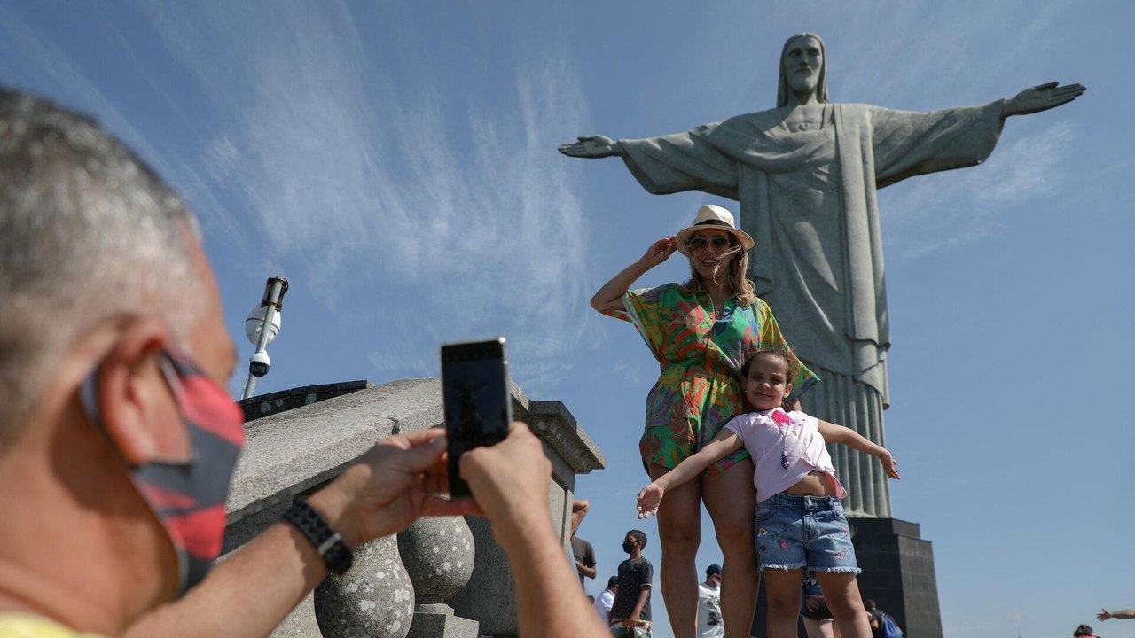 Gastos de turistas estrangeiros no Brasil aumentam 12% em abril e chegam a quase R$ 4 bilhões