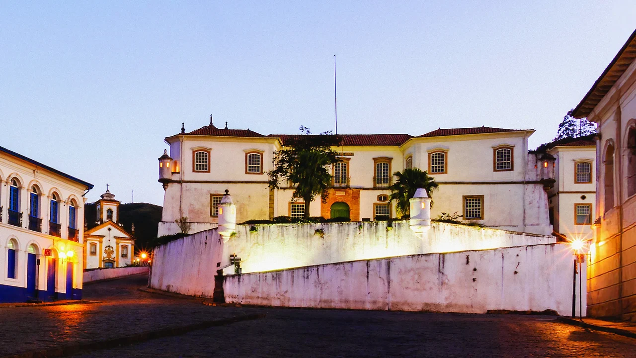 Escola de Minas da UFOP celebra 150 anos com festival que reúne literatura, artes, ciência e tradições populares