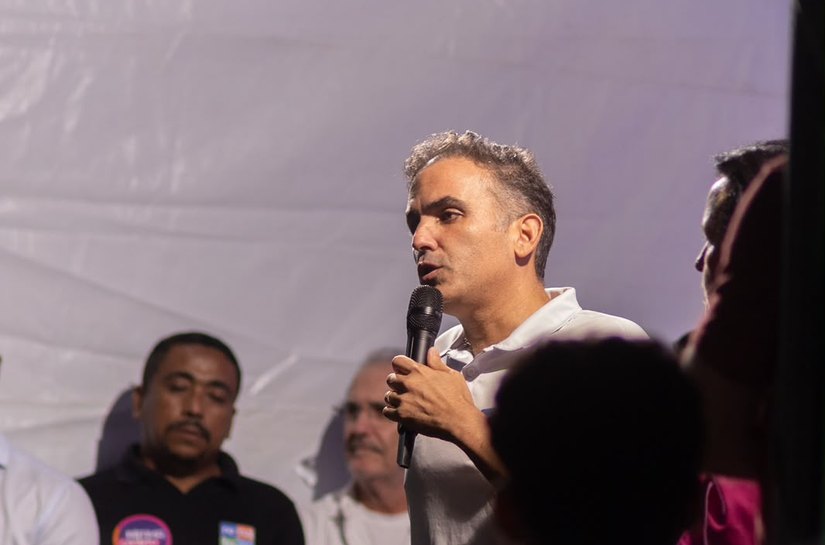 “Saúde, educação e respeito às famílias precisam ser tratados com prioridade em Alagoas”, afirma Renato Filho