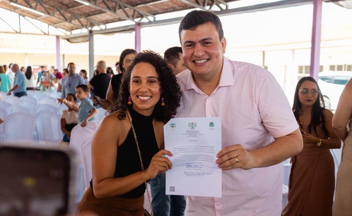 Prefeito Pedro Carlos fortalece educação de Rio Largo com posse mais 60 servidores e pagamento retroativo de reajuste salarial