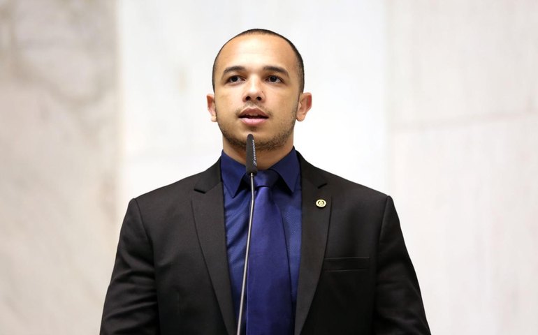 Douglas Garcia e mais 33 estariam envolvidos em esquema de ‘linchamento virtual’