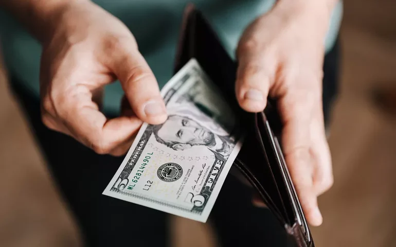 Pedidos de auxílio-desemprego nos EUA caem 3 mil, para 224 mil