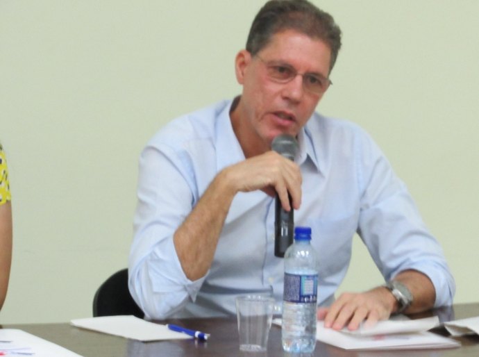 Pinaud apresenta balanço de ações e metas da Seades para 2017