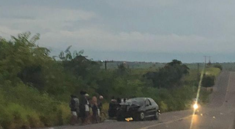 Quatro pessoas ficam gravemente feridas após colisão entre carro e caminhão em Lagarto / Foto: Foto: Reprodução/Portal A8SE