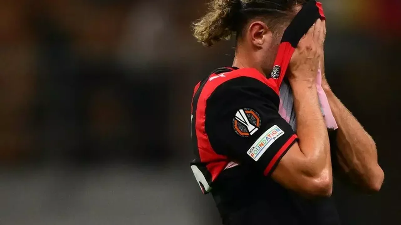 Milan volta à Europa League com derrota por 2 a 0 para Benfica