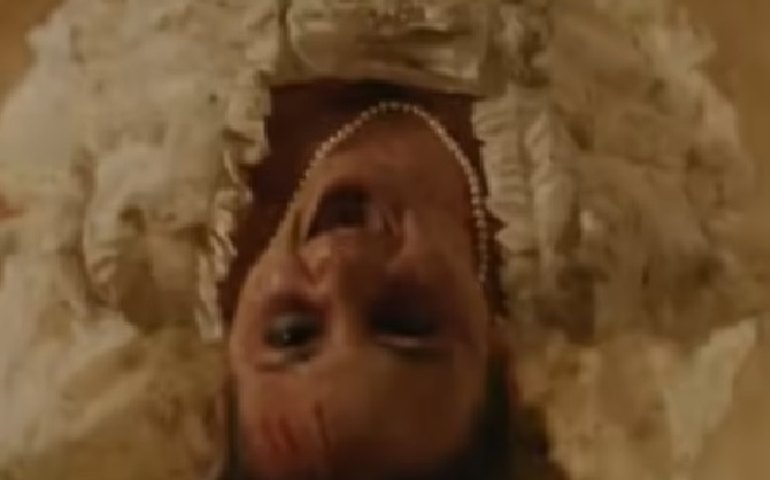 O mundo violento de 'A Maldição de Cinderela'