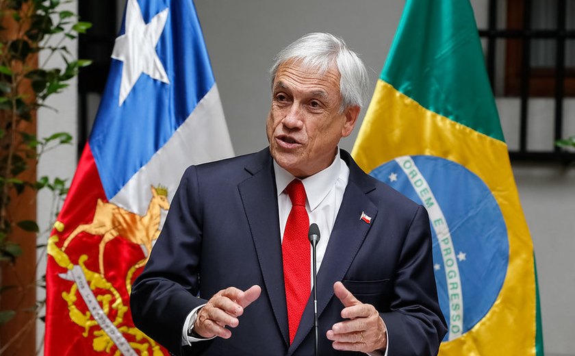 Ex-presidente do Chile Sebastián Piñera morre em acidente de helicóptero, diz jornal 