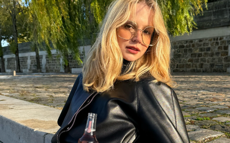 Isa Scherer é criticada por vaga de auxiliar de cozinha com salário considerado baixo