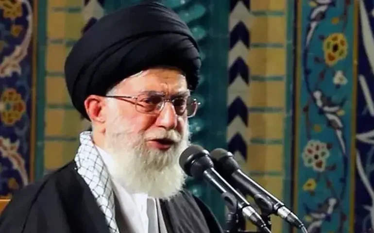 Khamenei faz primeira aparição desde início da guerra
