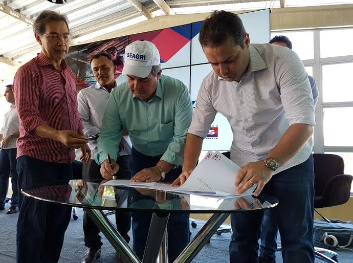 Secretaria de Agricultura leva diversas ações ao Governo Presente