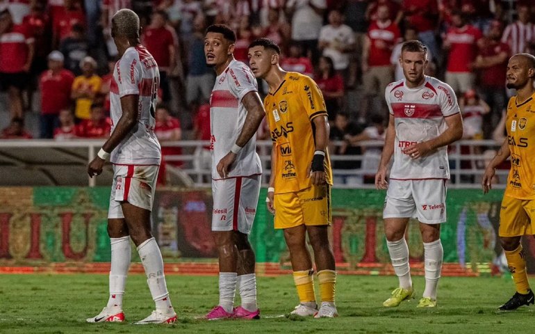 CRB fica no empate com o Amazonas e continua sem vencer na Série B