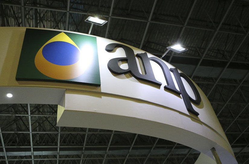 ANP prevê investimento de R$ 10 bi na exploração de gás e petróleo