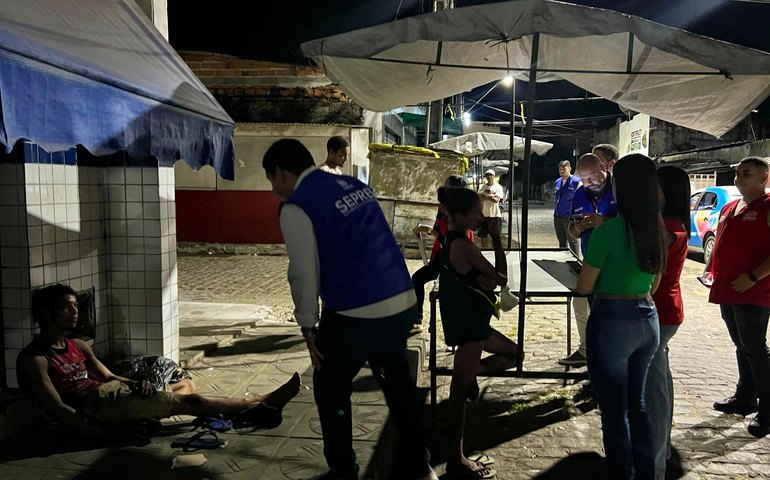 Secretaria de Prevenção à Violência realiza busca ativa por dependentes químicos em Penedo