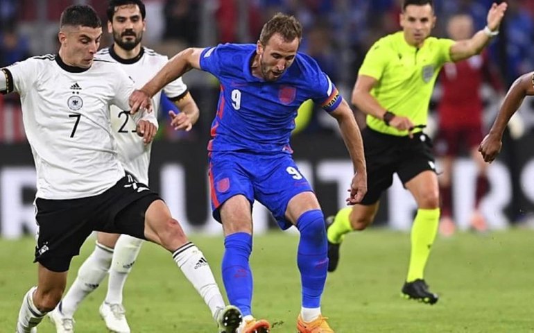 Inglaterra marca no fim e arranca empate com a Alemanha pela Liga das Nações