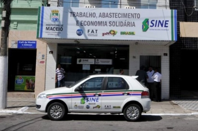 Problemas no sistema impede atendimento no Sine Maceió nesta 4ª