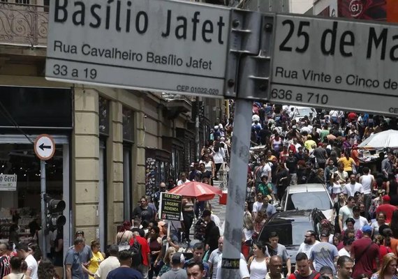 Brasil registra menor número de nascimentos dos últimos 50 anos; população começa a encolher em 2042