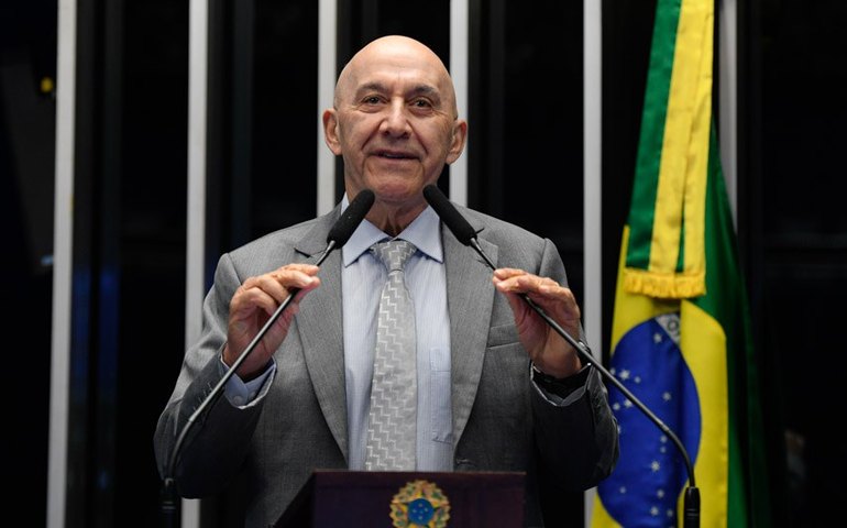 Confúcio Moura destaca importância da reforma tributária no país