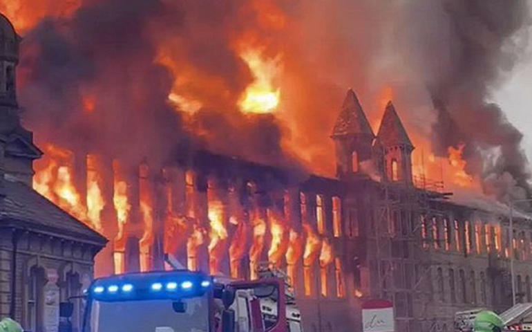 Jovens são presos por incêndio no set de &#8216;Peaky Blinders&#8217; e &#8216;Downton Abbey&#8217;