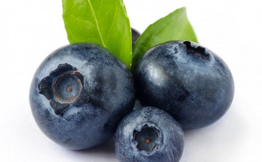 Mirtilo: conheça os benefícios da fruta que pode ser considerada um 'superalimento'