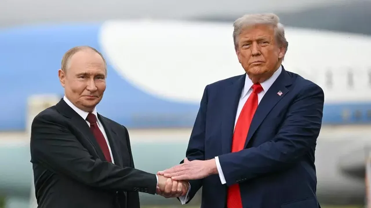 Após missão de enviados dos EUA, Trump e Putin conversam sobre Ucrânia