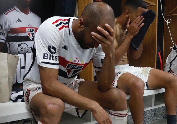 Lucas Moura acusa novas dores no joelho direito e adia volta ao time titular do São Paulo