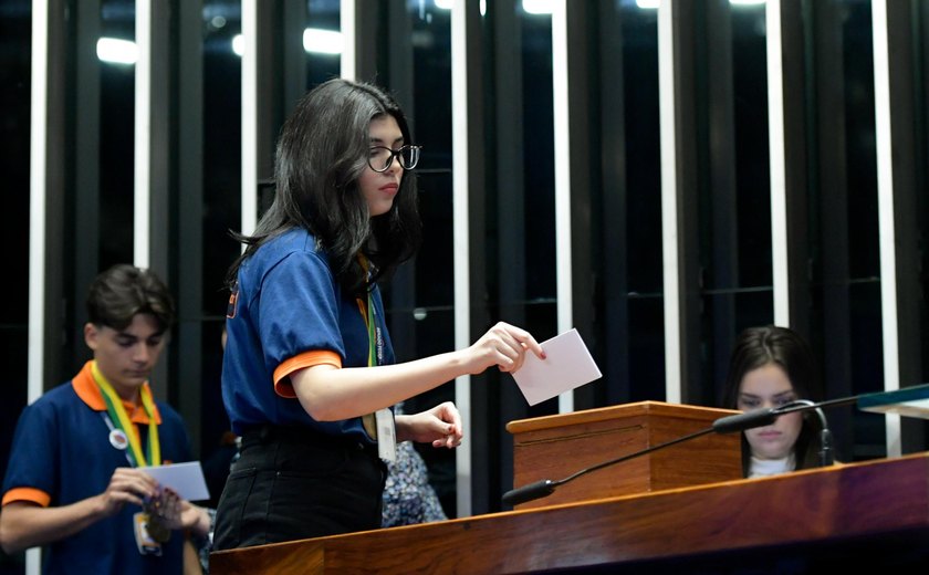 Estudante alagoana é empossada em Brasília