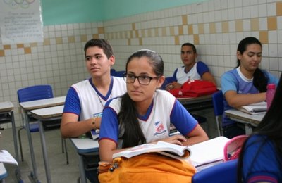 Estudante da rede estadual representará AL na Câmara dos Deputados em Brasília