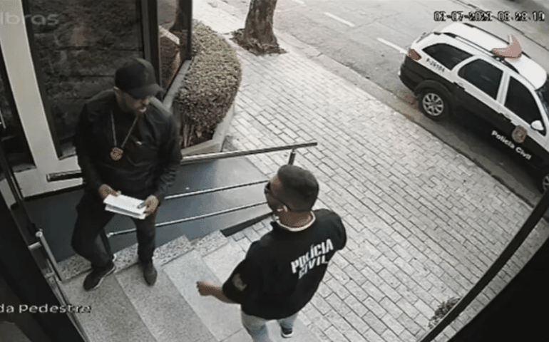 Falsos policiais tentam entrar em prédio de luxo em Moema