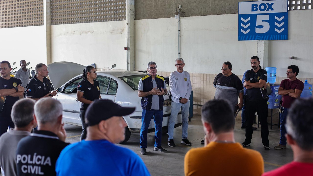 Detran realiza treinamento de identificação veicular para agentes da Polícia Civil de Alagoas