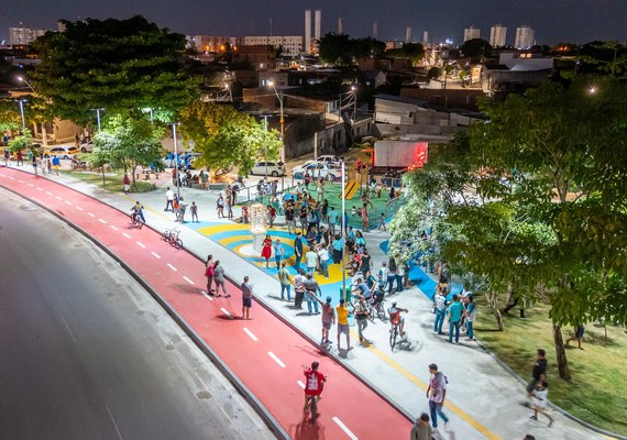 JHC entrega Praça Gastão Florêncio Miranda totalmente revitalizada na Santa Lúcia
