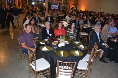DSC_3282-(Copy).jpg