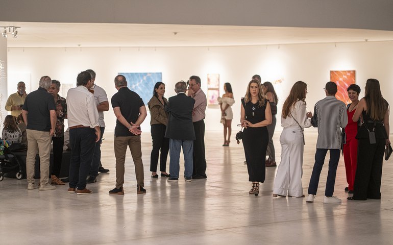 Galeria Janete Costa abre exposição de Samira Pavesi com visitação gratuita até 30 de outubro