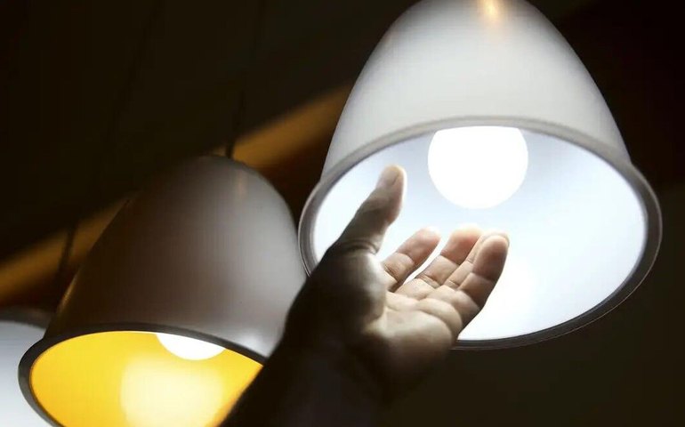 Prévia da inflação: com aumento de energia elétrica e remédios, preços sobem 0,36% em maio