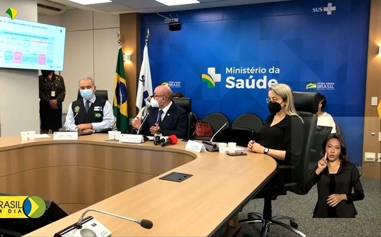 Quarentena para covid-19 assintomática é reduzida para sete dias