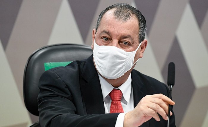 O presidente da Comissão de Transparência e Fiscalização, o senador Omar Aziz