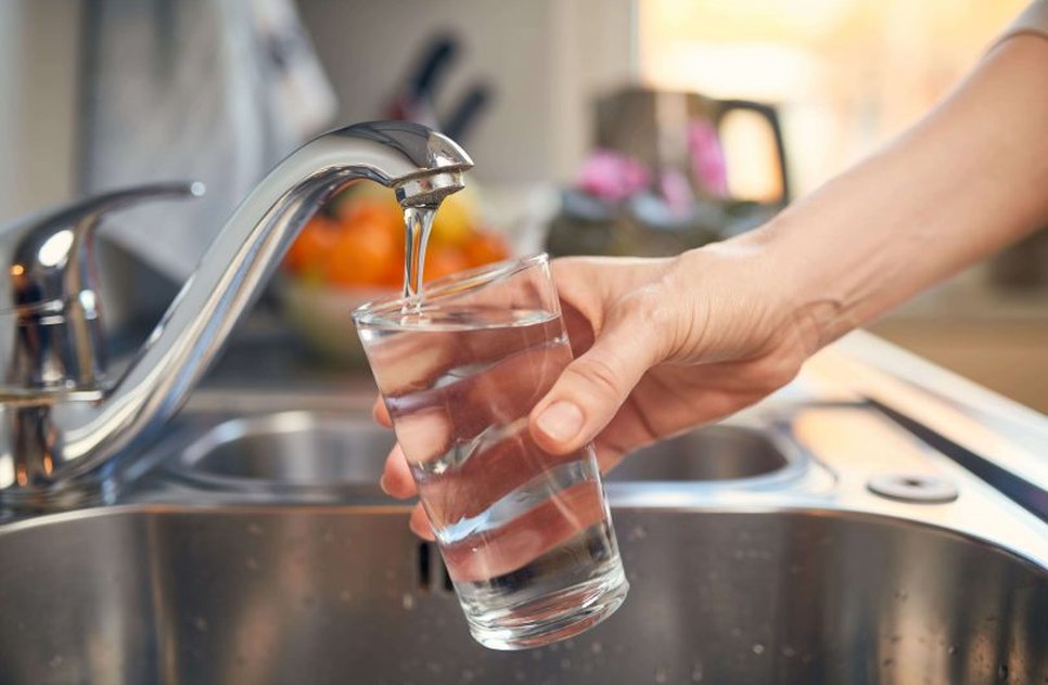 agua-da-torneira-faz-mal-810x541 / Foto: Foto: reprodução redes sociais