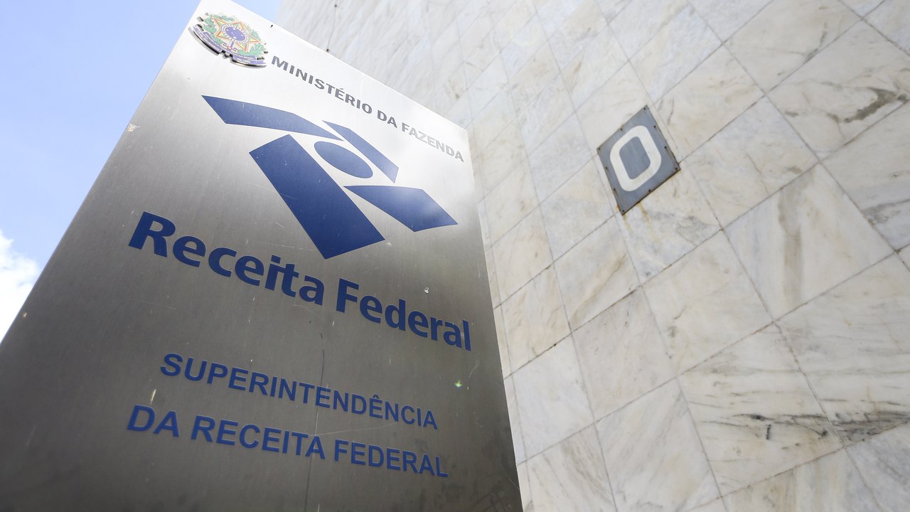 Receita prevê arrecadação de R$ 17,2 bilhões com IR sobre dividendos