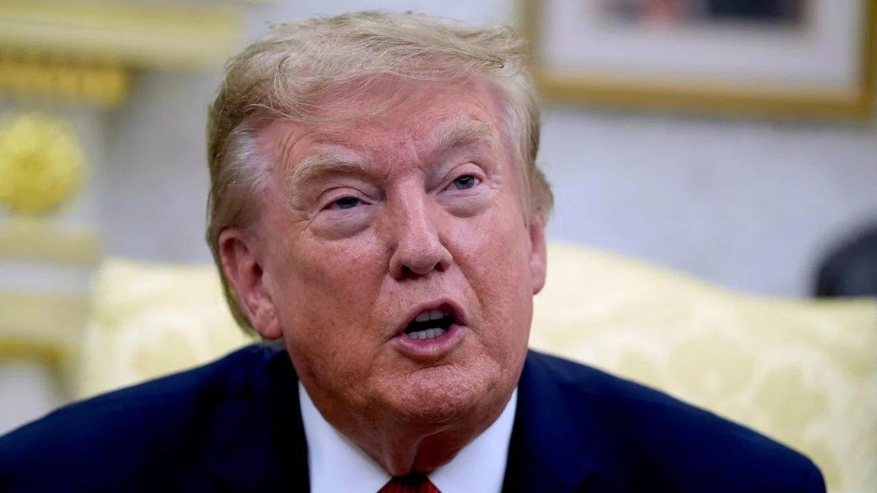 'Seu país está em ruínas': Trump critica Zelensky por não querer encerrar o conflito com a Rússia