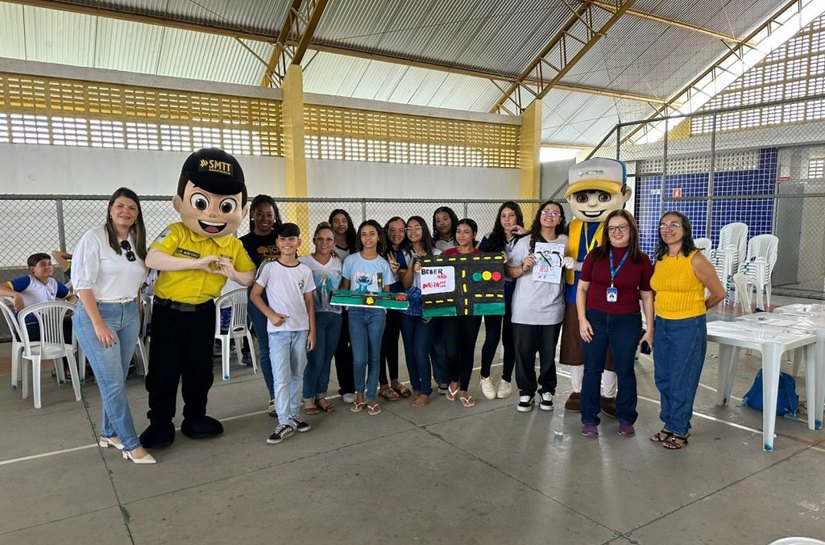 Maio Amarelo: estudantes de Arapiraca participam de oficinas de educação no trânsito
