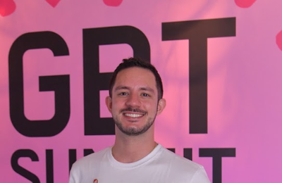 Festas de fim de ano podem aumentar em até 4 vezes o risco de problemas bucais, alertam especialistas