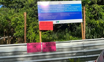 Moradores de Guaxuma fazem protesto contra obra da prefeitura