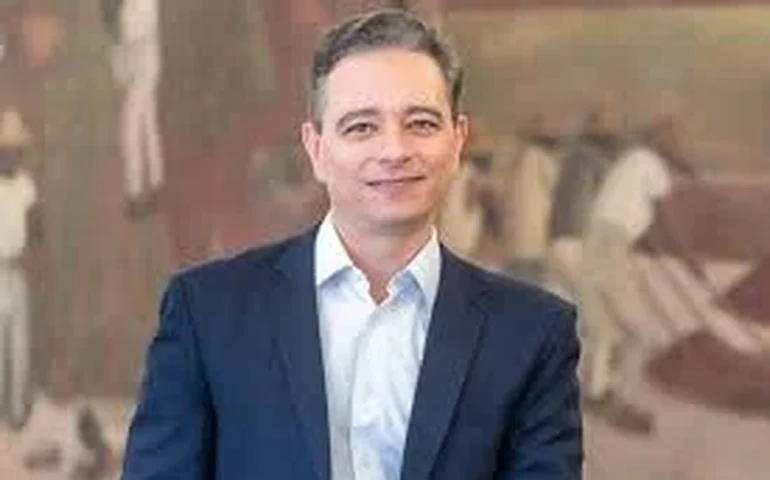 Roberto Paris é eleito presidente da Anbima para o triênio 2026-2028