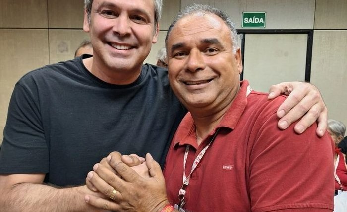 O deputado Ronaldo Medeiros e o candidato pelo PT, em Rio Largo, Silvano Vieira