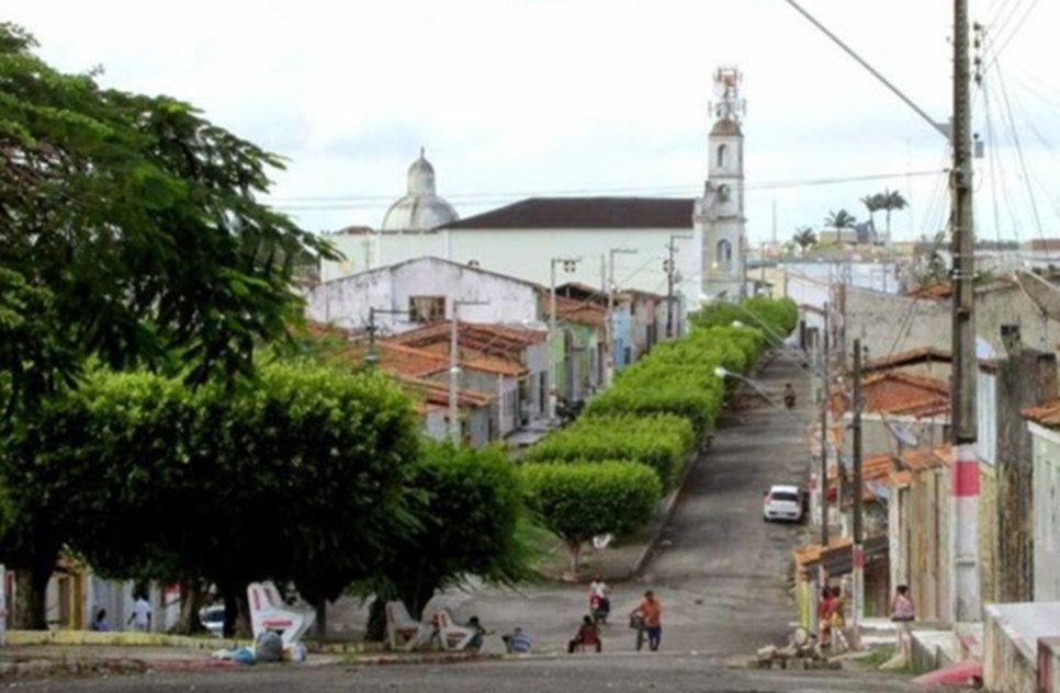 Jovem sofre tentativa de estupro coletiva após sair de festa e pegar carona a cavalo em Sergipe