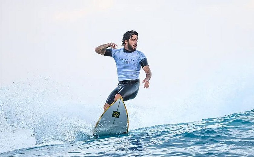 Filipinho avança e Brasil tem seis surfistas nas oitavas