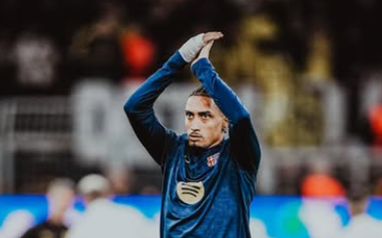 Raphinha brilha e líder Barcelona busca vitória heroica diante do Celta no Espanhol