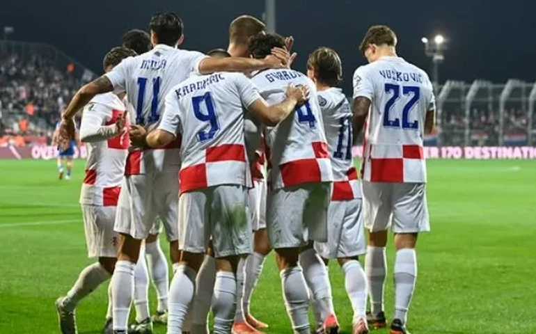 Croácia se classifica para a Copa do Mundo; Depay salva chance de vaga para Holanda