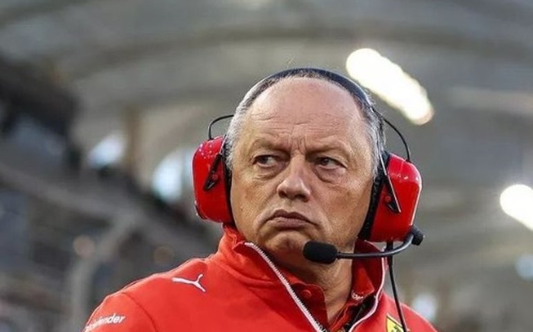 Chefe da Ferrari aprova estreia de Bearman no GP da Arábia Saudita: 'Fantástico'