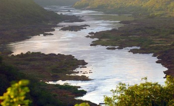 Redução na vazão deixa Rio São Francisco sem água