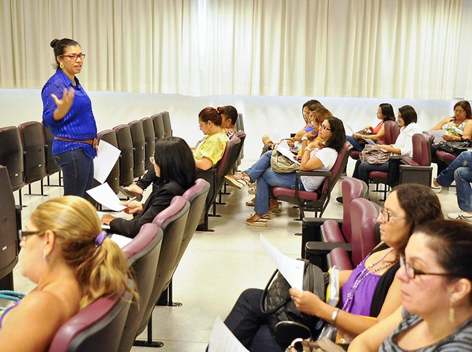 Gestores escolares participam de formação continuada